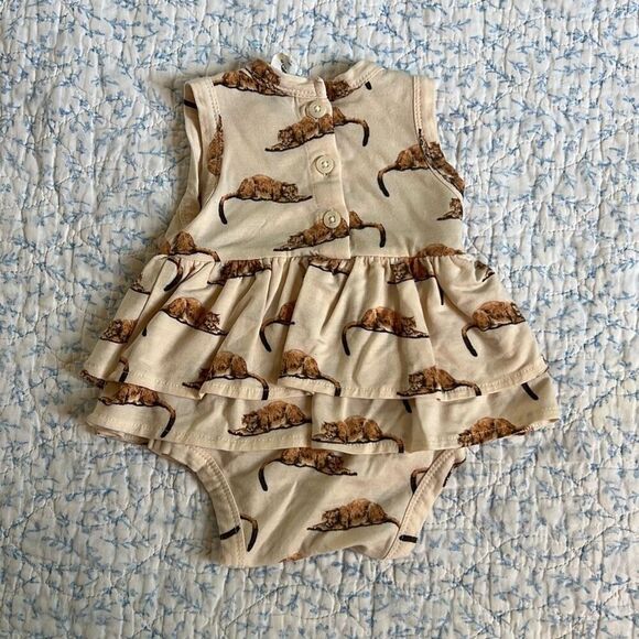 Kate Quinn organics 0/3 m mountain lions romper - Picture 4 of 4